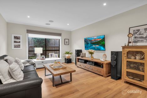 Property photo of 29 Ramlegh Boulevard Clyde North VIC 3978
