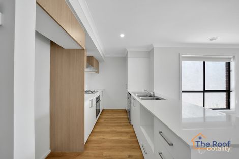 Property photo of 38 Metroon Drive Weir Views VIC 3338