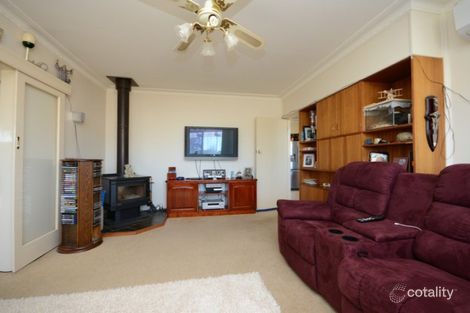 Property photo of 28 Woodward Street Wy Yung VIC 3875