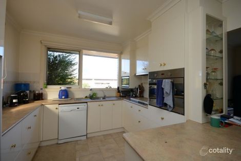 Property photo of 28 Woodward Street Wy Yung VIC 3875