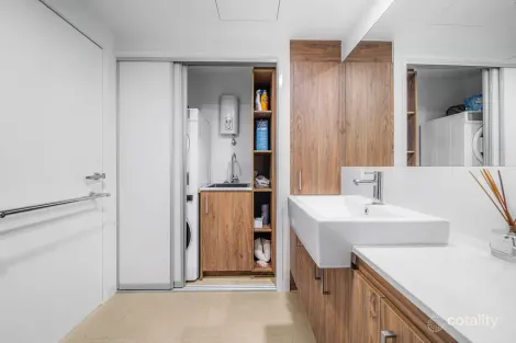 Property photo of 2/23 Wright Street Maroochydore QLD 4558