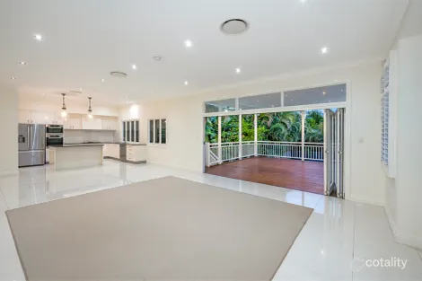 Property photo of 8 Royal Terrace Hamilton QLD 4007