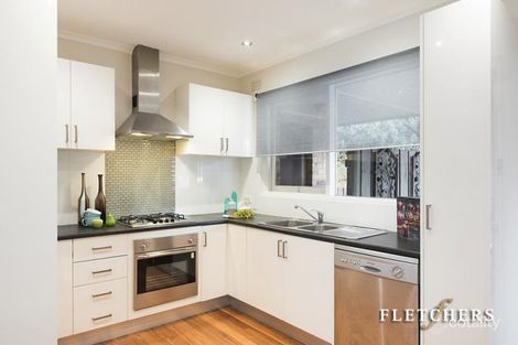 Property photo of 2/2 Aylwin Avenue Burwood VIC 3125