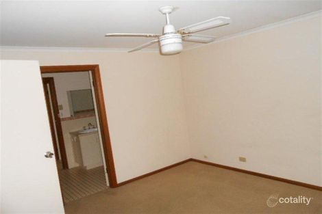 2/4 Warren Ave, North Haven, SA 5018