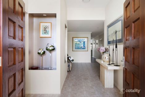Property photo of 41 Tradewinds Avenue Paradise Point QLD 4216
