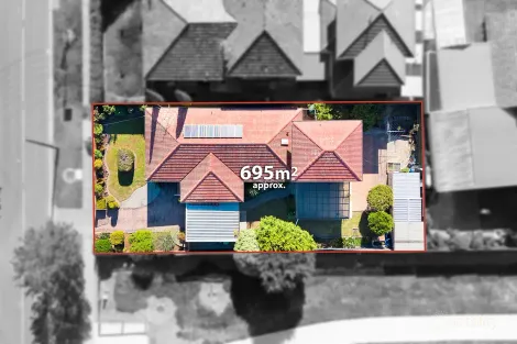 Property photo of 50 Kenny Street Attwood VIC 3049