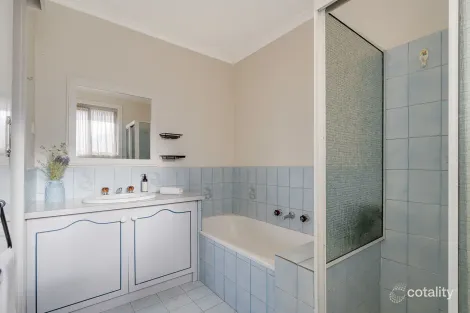 Property photo of 50 Kenny Street Attwood VIC 3049