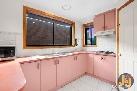 Property photo of 11 Molineux Way Roxburgh Park VIC 3064