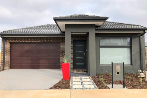 Property photo of 8 Rushmore Way Bonnie Brook VIC 3335