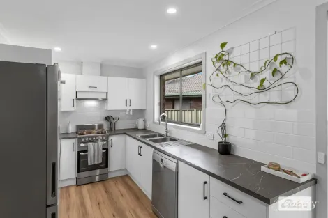 Property photo of 9 McEwen Crescent West Wodonga VIC 3690