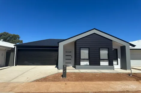 6 Cornwall St, Munno Para Downs, SA 5115