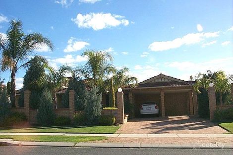 85 The Avenue, Alexander Heights, WA 6064