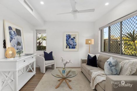 Property photo of 1/1 Wattle Street Cannon Hill QLD 4170