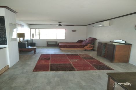 109 Limpus St, Urangan, QLD 4655