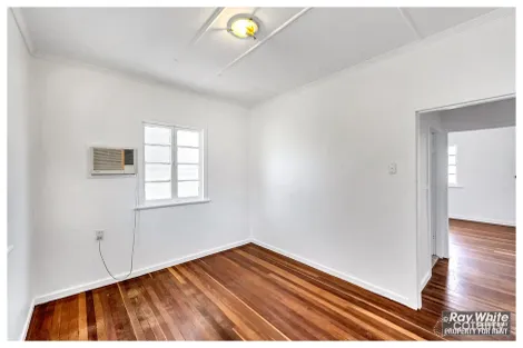 Property photo of 285 Denham Street The Range QLD 4700