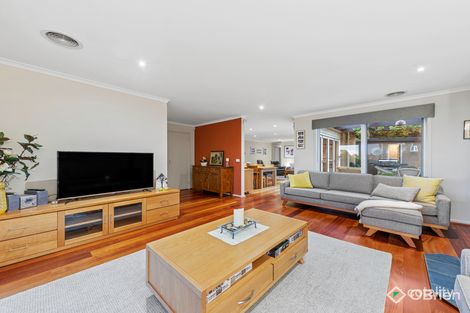 Property photo of 27 The Esplanade Narre Warren South VIC 3805