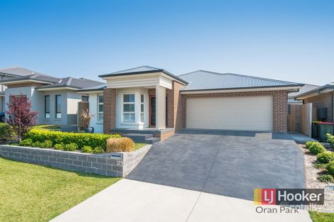 Property photo of 21 Geoghegan Circuit Oran Park NSW 2570