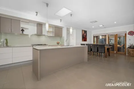 Property photo of 21 Stanhope Avenue Berwick VIC 3806