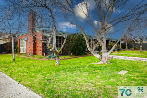 Property photo of 6 Hoya Court Cranbourne North VIC 3977