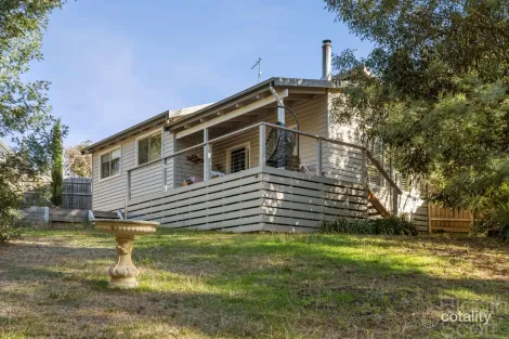 Property photo of 2 Fifteenth Street Hepburn VIC 3461