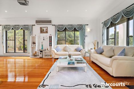 Property photo of 1 James West Street Glen Waverley VIC 3150