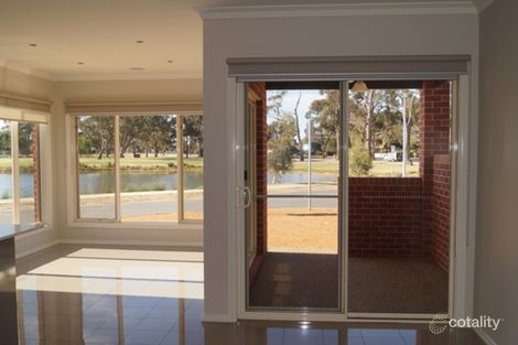 Property photo of 8 Lakeview Place Mooroopna VIC 3629