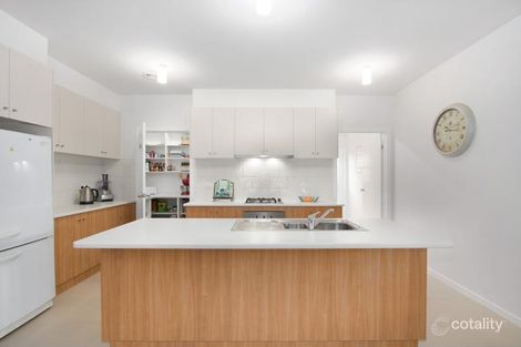 Property photo of 7 Damon Close Narre Warren South VIC 3805