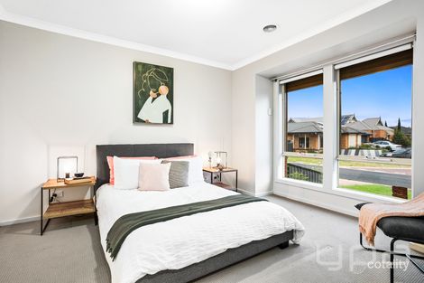 Property photo of 20 Drysdale Crescent Point Cook VIC 3030