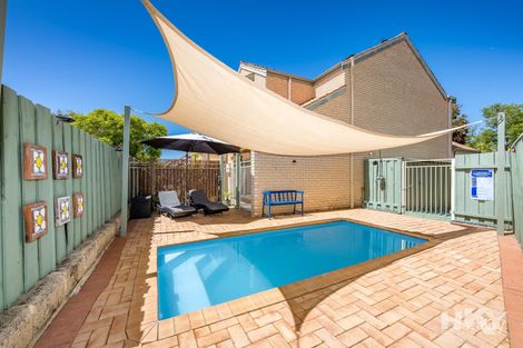 Property photo of 36 Lakefront Circle The Vines WA 6069