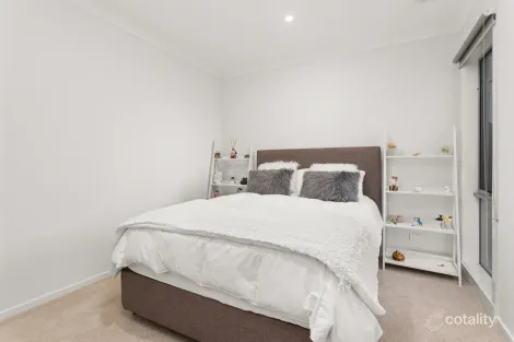Property photo of 4 Redjim Way Clyde VIC 3978