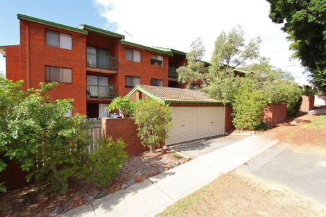 Property photo of 4/46 King George Street Victoria Park WA 6100
