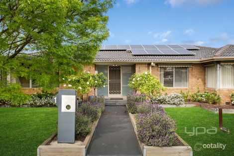 Property photo of 1 Cosdown Close Gladstone Park VIC 3043