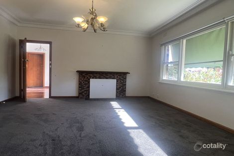 Property photo of 9 Renown Street Burwood VIC 3125