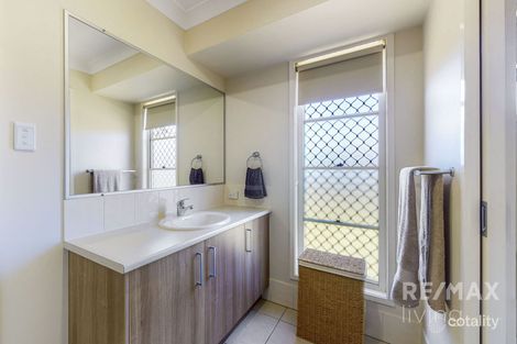 Property photo of 5 Firewheel Place Narangba QLD 4504