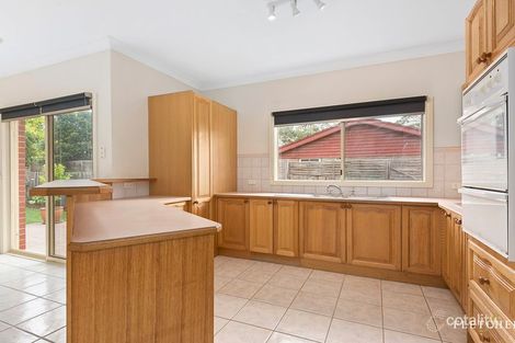 Property photo of 2/5 Leigh Road Croydon VIC 3136