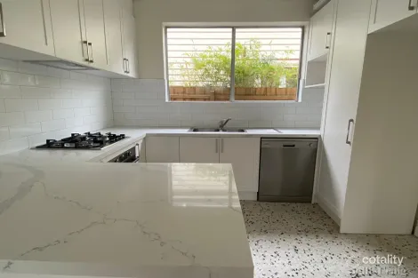 95 Beaconsfield Pde, Northcote, VIC 3070