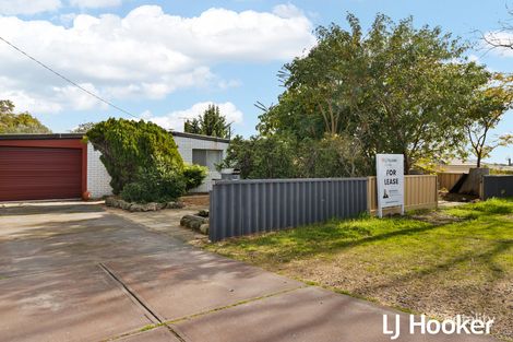 Property photo of 38 Woodley Way Parmelia WA 6167