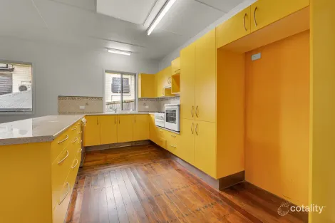 Property photo of 144 Porteus Drive Seven Hills QLD 4170