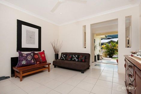 Property photo of 6 Lyndon Close Bentley Park QLD 4869