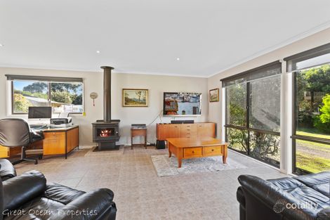 Property photo of 6 Ocean Park Drive Marengo VIC 3233