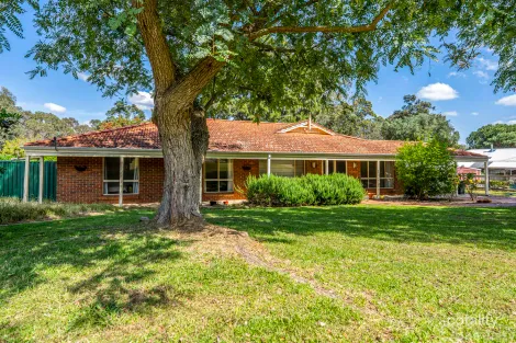 6 WATERSIDE PASS, BYFORD, WA 6122