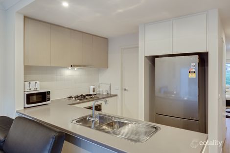 Property photo of 34 Wigan Close Wollert VIC 3750