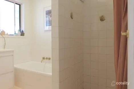 Property photo of 287 Nicklin Way Warana QLD 4575