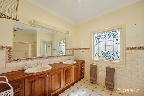 Property photo of 11 Meeking Drive Pakenham VIC 3810
