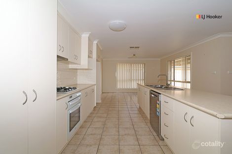Property photo of 39 Mima Street Glenfield Park NSW 2650