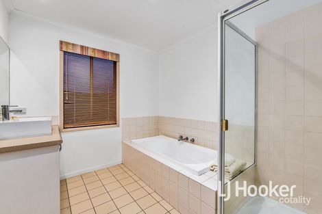 Property photo of 71 Ward Road Berwick VIC 3806