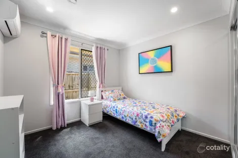 Property photo of 48 South Quarter Drive Loganlea QLD 4131