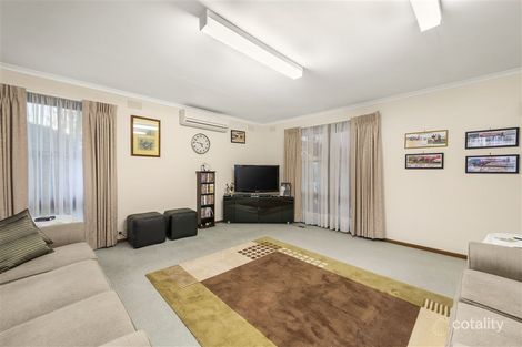 Property photo of 7 Mawson Close Wantirna South VIC 3152