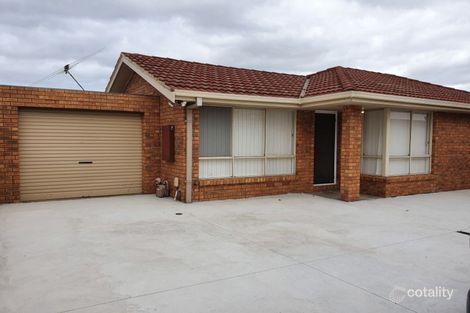 2/2 Longfellow Dr, Delahey, VIC 3037