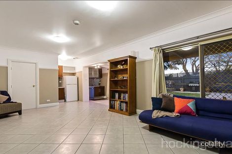 Property photo of 17 Magnolia Avenue Bentleigh East VIC 3165